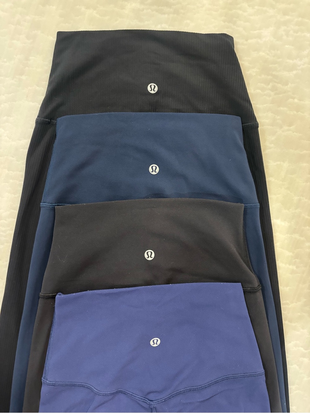 lululemon women’s align leggings — Black and Navy Shades (lot of 4+)